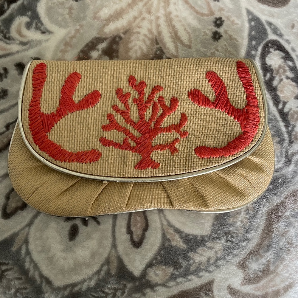Felix Rey Ratan clutch